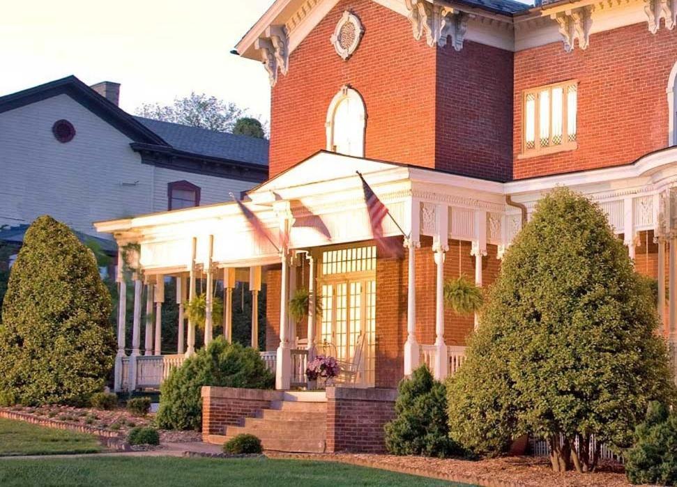 לינצ'בורג The Carriage House Inn B&B מראה חיצוני תמונה