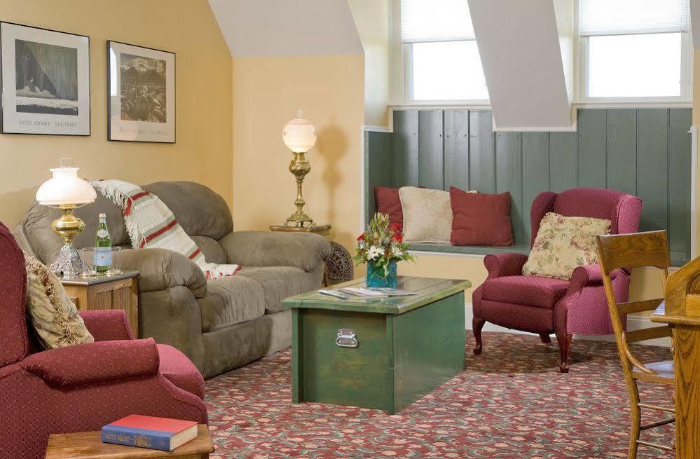 לינצ'בורג The Carriage House Inn B&B מראה חיצוני תמונה